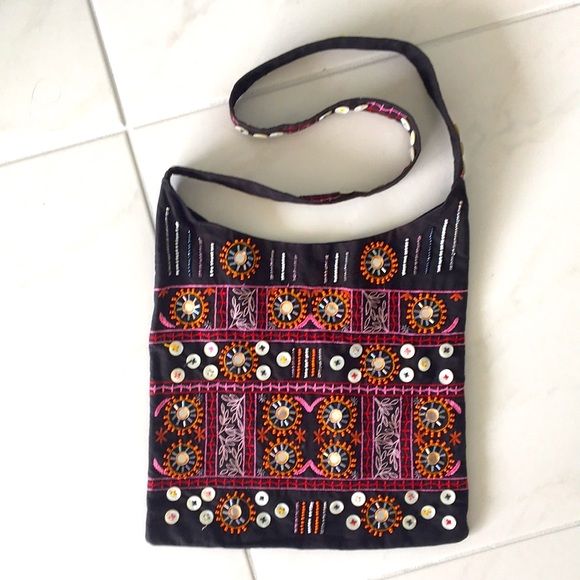 Bohemian Gap crossbody Bag Sequins Embroidery Beautiful Pocketbook - Picture 3 of 11